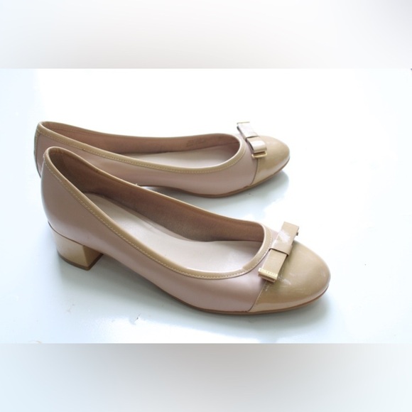 Cole Haan Bow low pumps - Picture 1 of 10